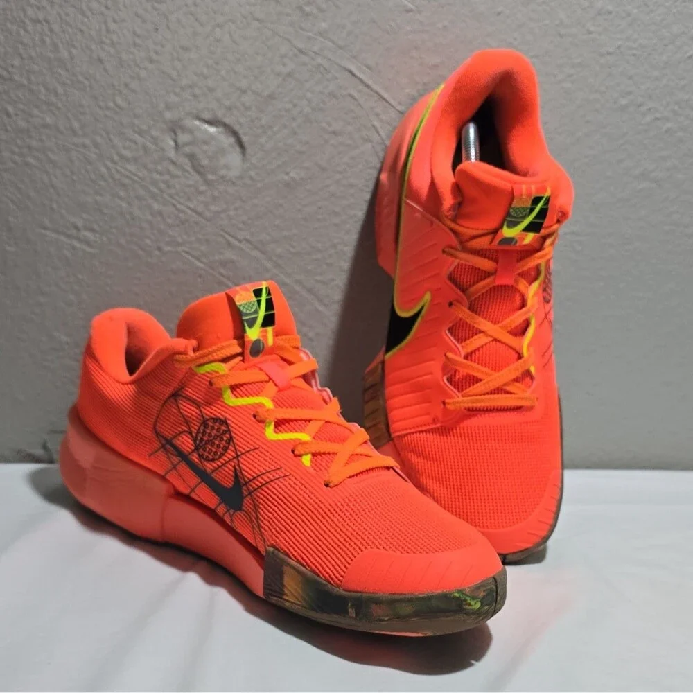 Nike Zoom Challenge Pickleball Shoes Hyper Orange Volt FQ4154-800 Men Size 11